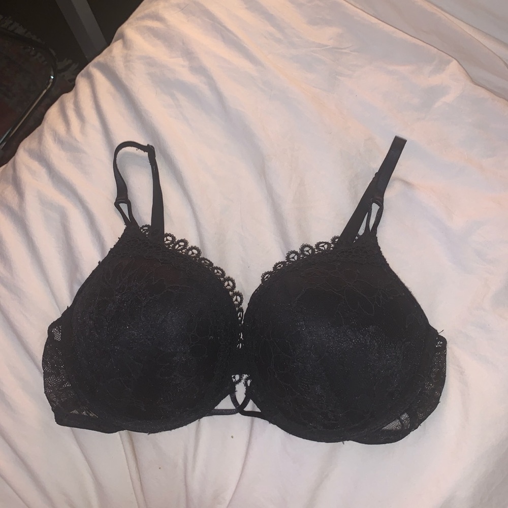 VICTORIA’s SECRET bombshell add 2 cups bra!!